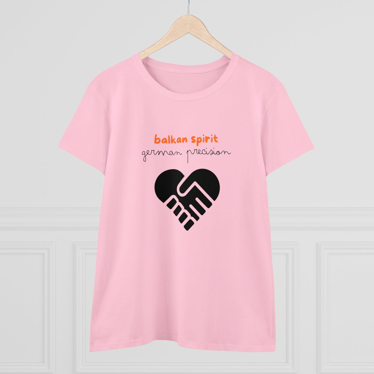 Balkan Spirit, German Precision Damen-Baumwoll-T-Shirt