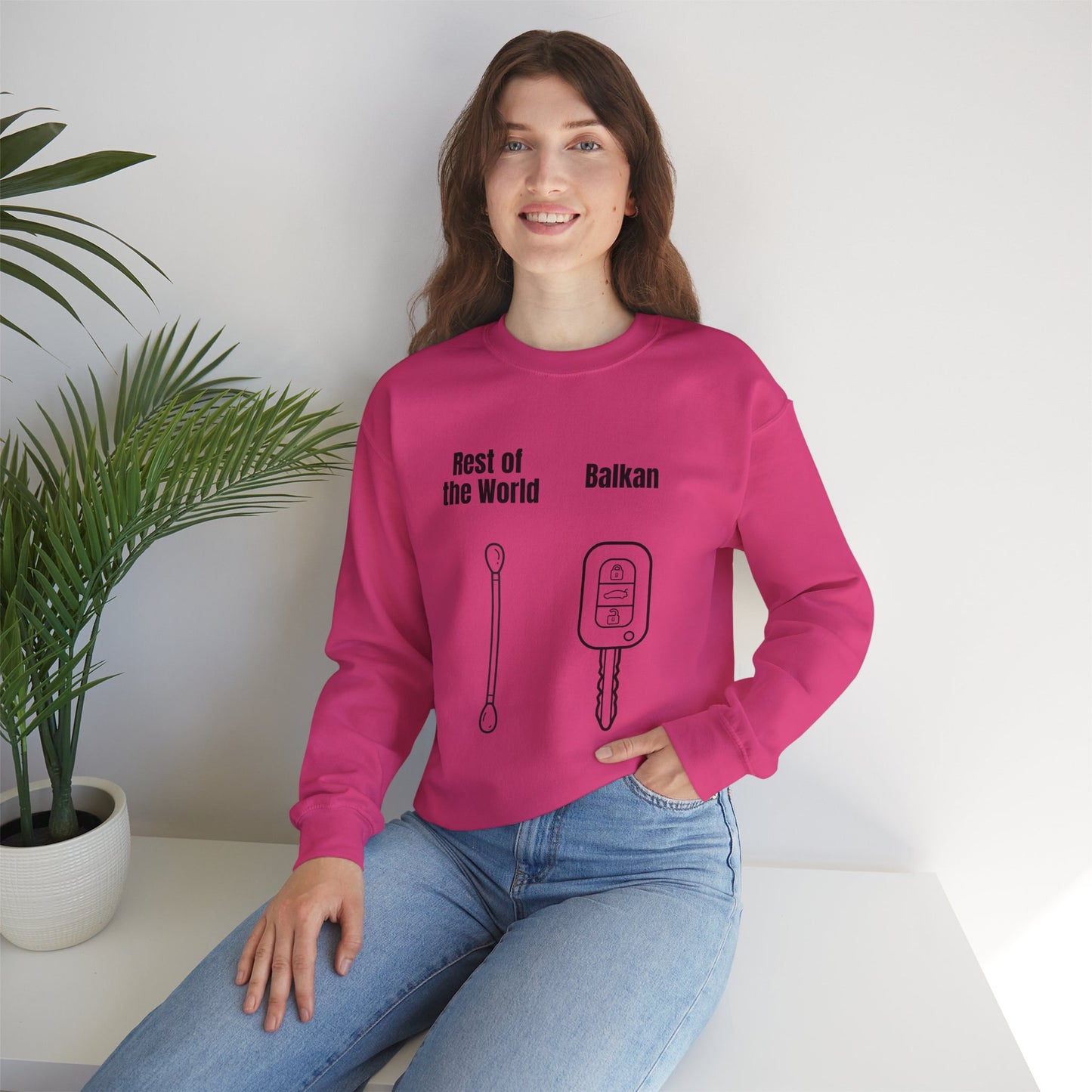 Lustiges Sweatshirt mit Rundhalsausschnitt und Balkan-Motiv