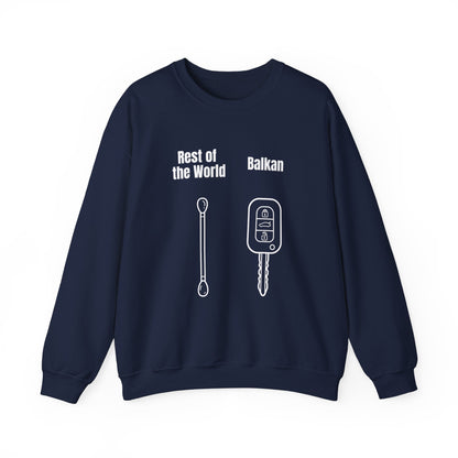 Lustiges Sweatshirt mit Rundhalsausschnitt und Balkan-Motiv