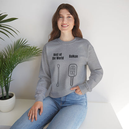 Lustiges Sweatshirt mit Rundhalsausschnitt und Balkan-Motiv
