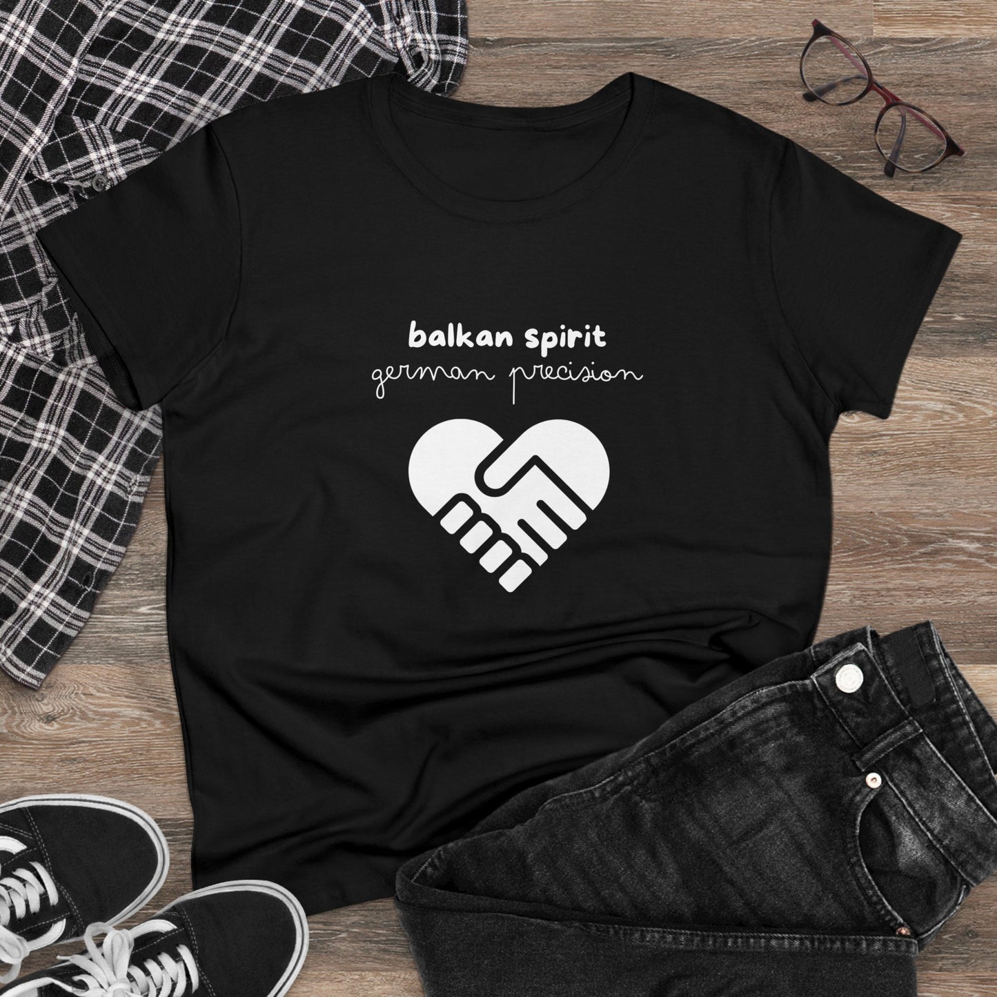 Balkan Spirit, German Precision Damen-Baumwoll-T-Shirt