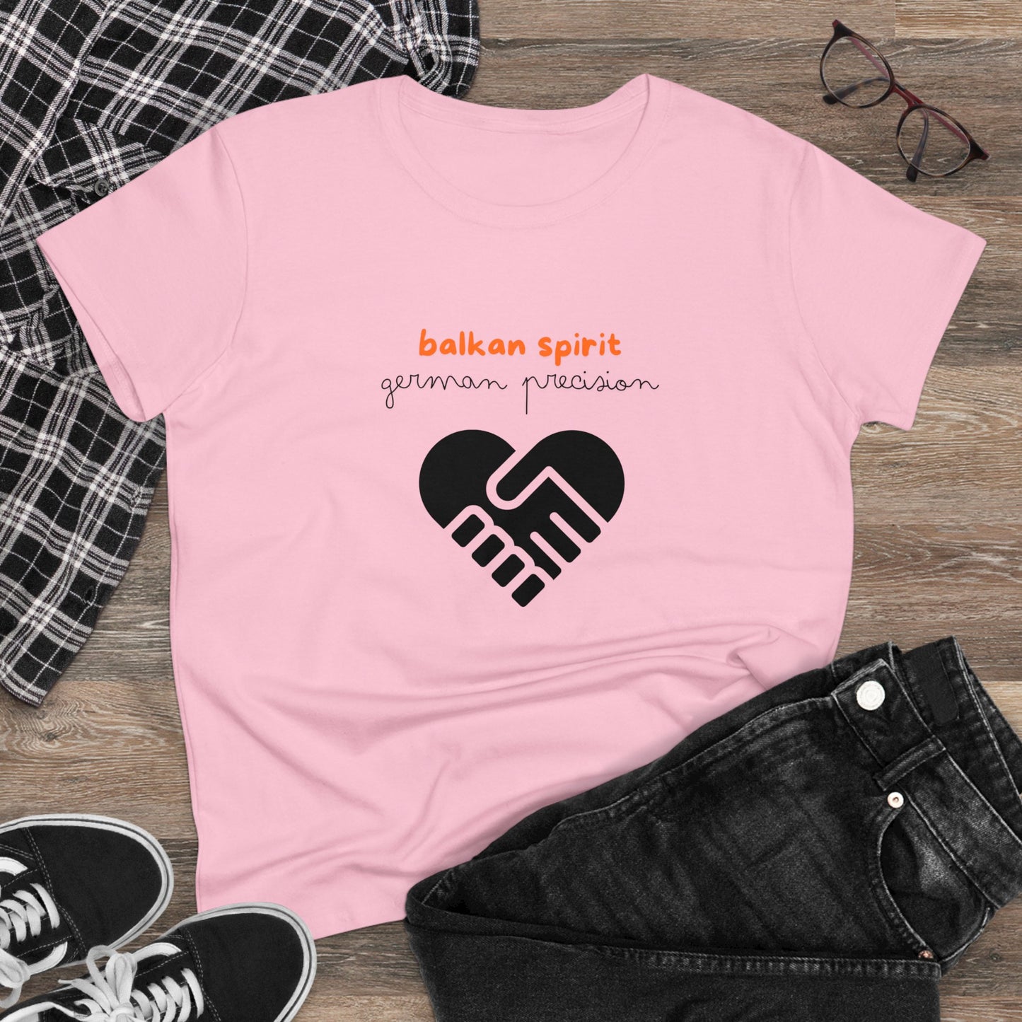 Balkan Spirit, German Precision Damen-Baumwoll-T-Shirt
