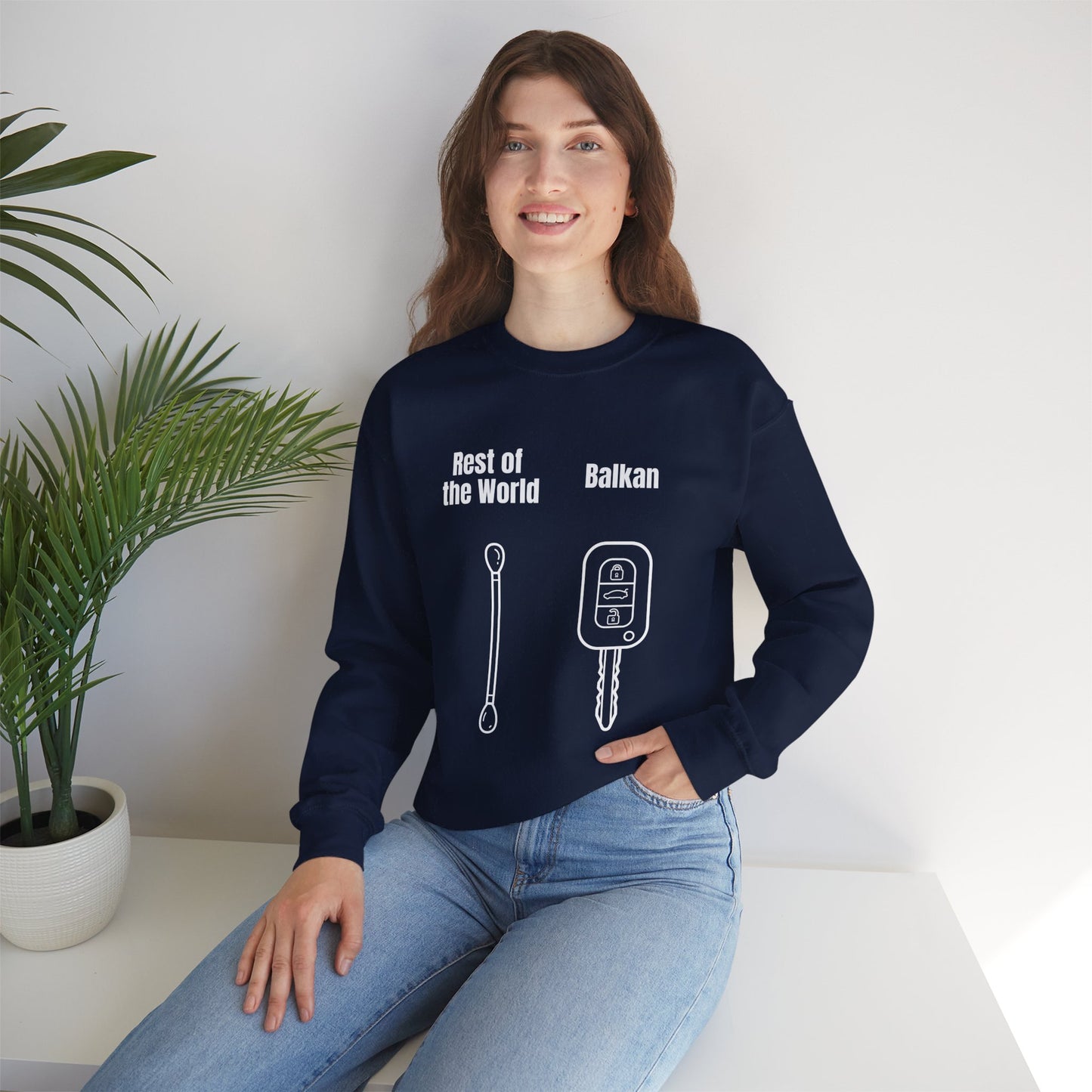 Lustiges Sweatshirt mit Rundhalsausschnitt und Balkan-Motiv