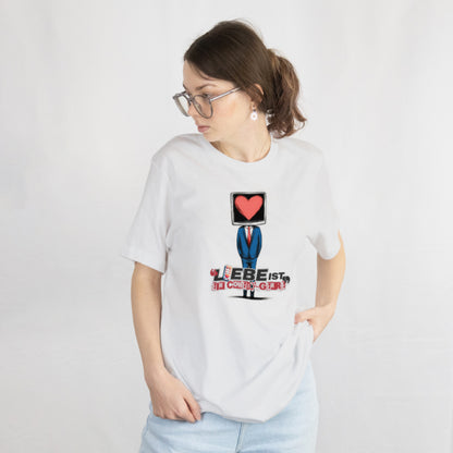 Premium Unisex T-Shirt - Liebe ist ein Comedy-Genre | Soft Cotton Tee