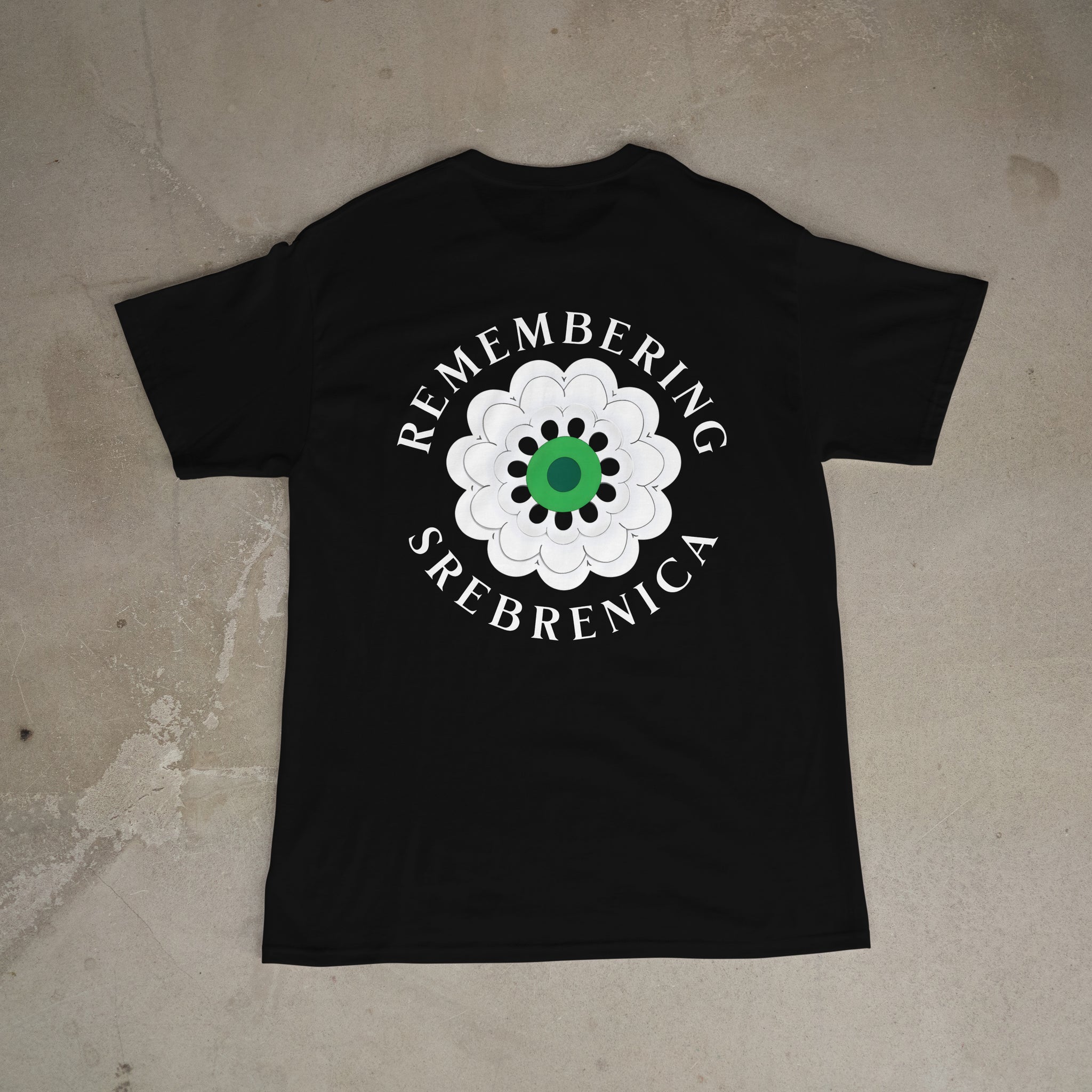 Remembering Srebrenica Unisex Baumwolle T-Shirt