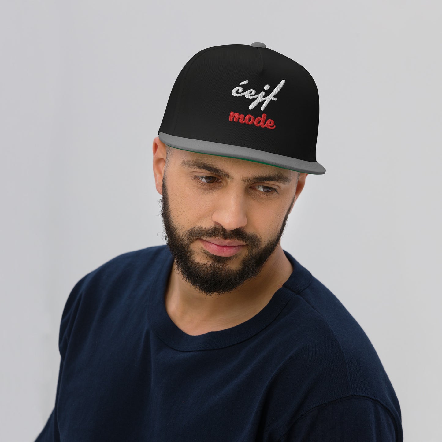 Cejf Mode – Flache Baumwollmütze im bosnischen Stil